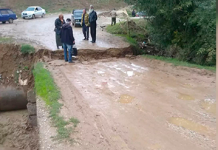 ЛИВНИ В БУЙНАКСКЕ ПРИВЕЛИ К РАЗРУШЕНИЮ МОСТА Главная