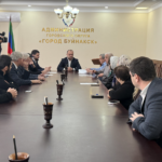 ГОРОД ГОТОВИТСЯ К ЗИМЕ