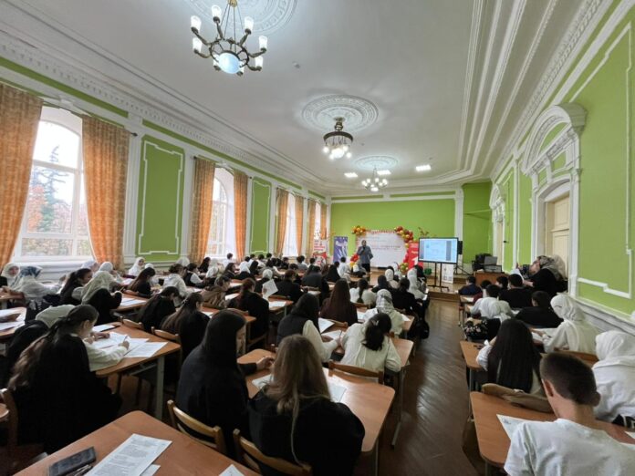 ee503261-2eba-4a02-ac55-cebe3107fafc