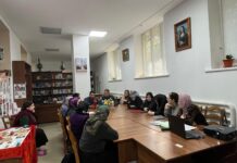 В КНИЖНОЙ ПАМЯТИ МГНОВЕНИЯ ВОЙНЫ