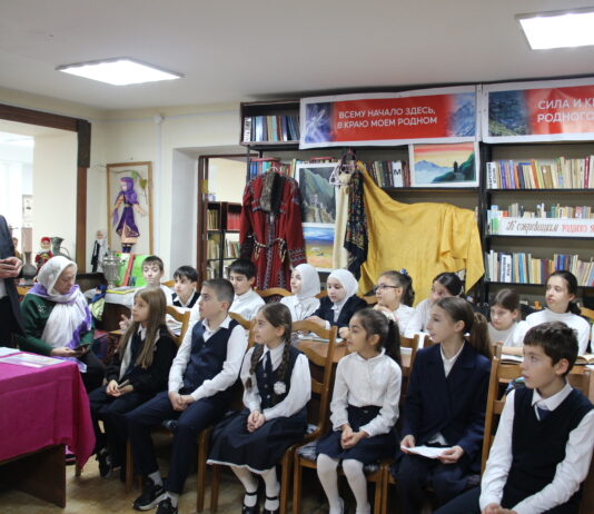 РАДУЖНОЕ ОЖЕРЕЛЬЕ ДАГЕСТАНСКИХ ЯЗЫКОВ