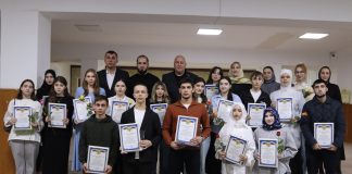 ЛЮДИ С ГОРЯЧИМИ СЕРДЦАМИ